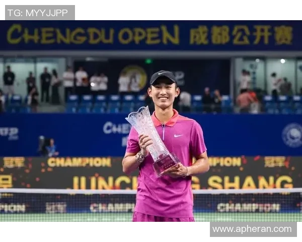 成都网球队心理素质强劲跻身全国第三名引发关注与讨论 成都网球队心理素质强劲跻身全国第三名引发关注与讨论