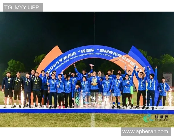 杭州足球队在全国耐力排行榜中荣获第二名展现出卓越实力与拼搏精神 杭州足球队在全国耐力排行榜中荣获第二名展现出卓越实力与拼搏精神