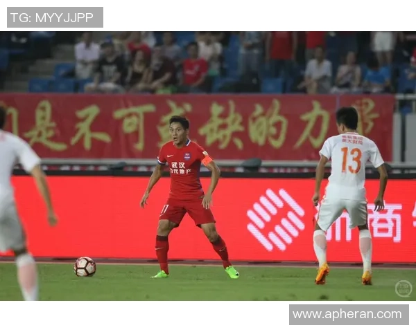 赛后分析:重庆足球队与武汉足球队球员个人能力对比与表现评估 赛后分析:重庆足球队与武汉足球队球员个人能力对比与表现评估